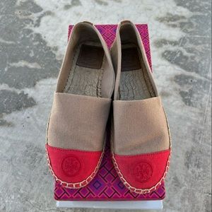 ❤️Tory Burch Khakired Pepper/ Royal Tan